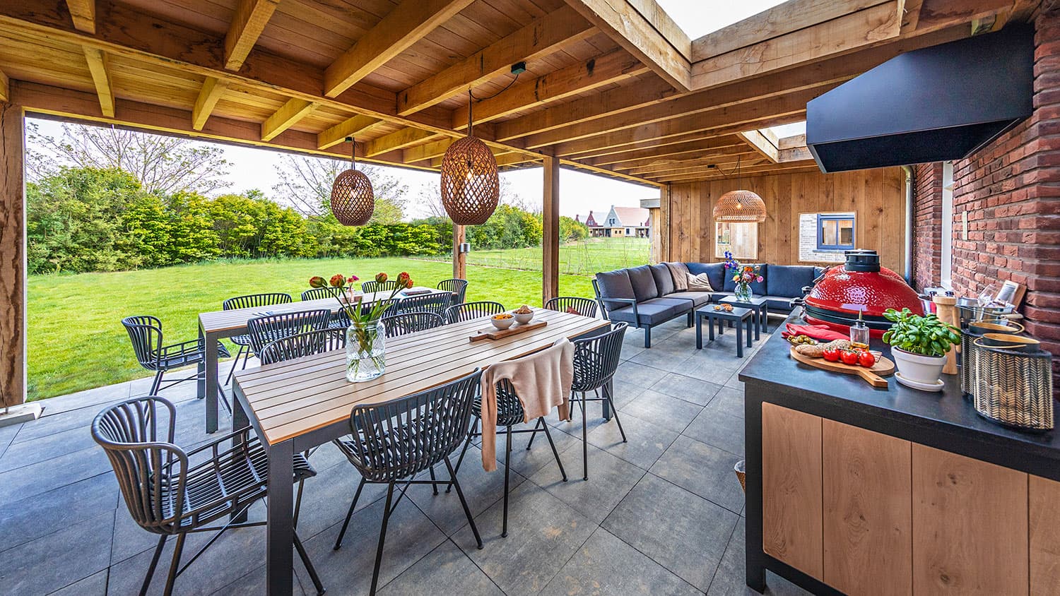 Vrijstaande luxe villa voor 16 personen in Thorn met wellness
