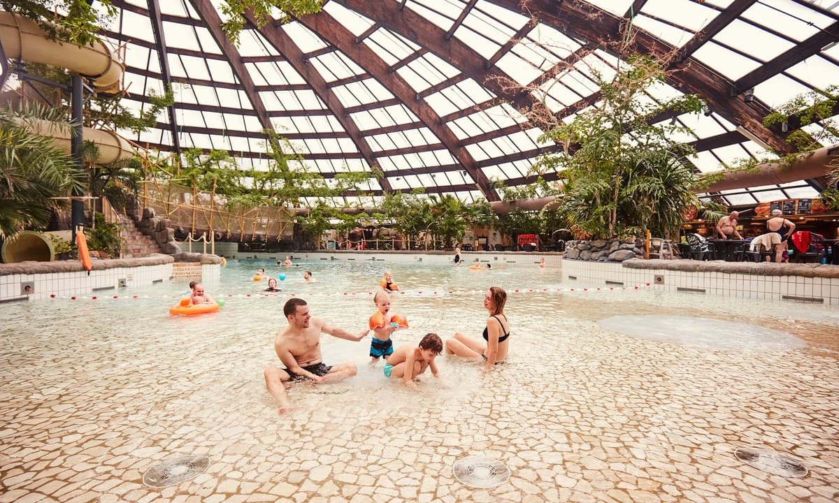 Viersterrenverblijf bij Center Parcs de Huttenheugte