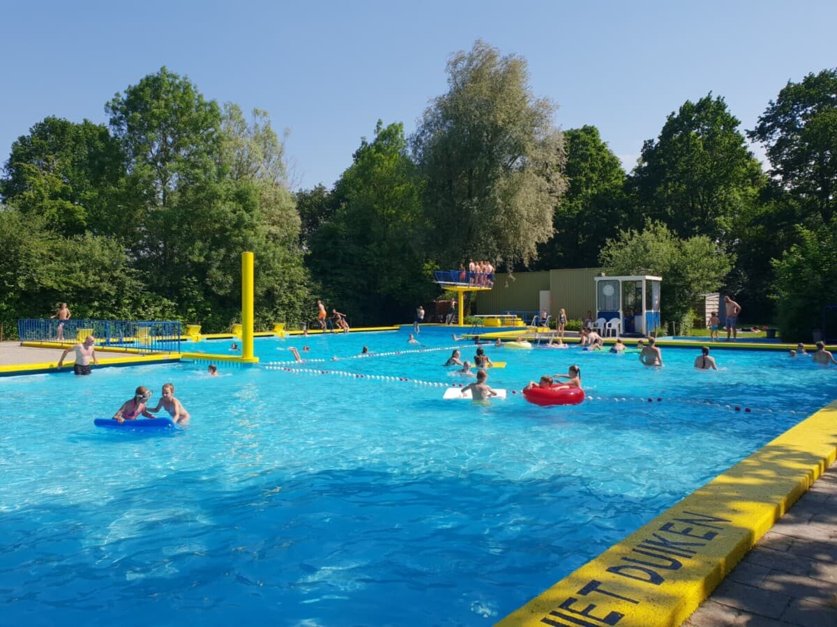 Safaritent op Camping de Breede in Warffum