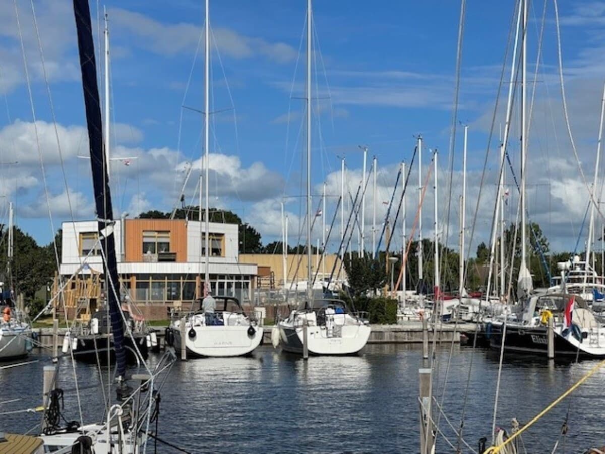 Luxe safaritent op camping Marina Warns in Friesland
